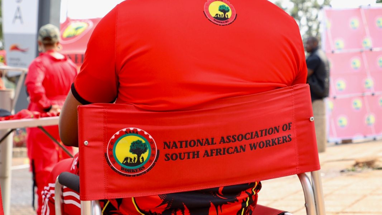 The General Secretary of Nasa-Workers outlining the mandate of @unisa workers that we must enter the University .